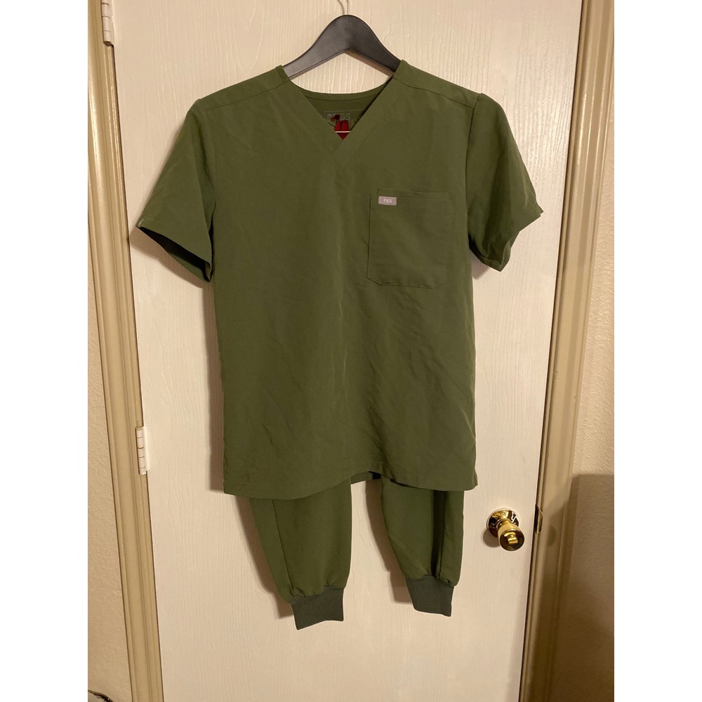 FIGS Men Olive Green Scrub Set Leon V-Neck Top & Zamora Jogger Pants Small
0476